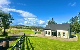 4 Bedroom Forest View House & Hot Tub Sleeps 9